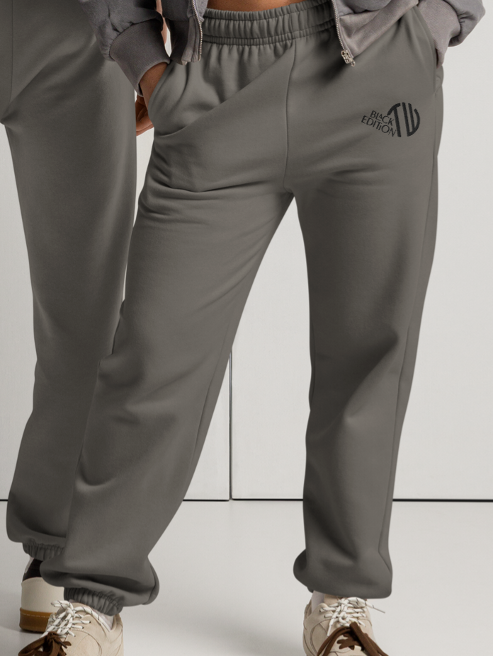 Premium Jogginghose „Noctis Virtus“