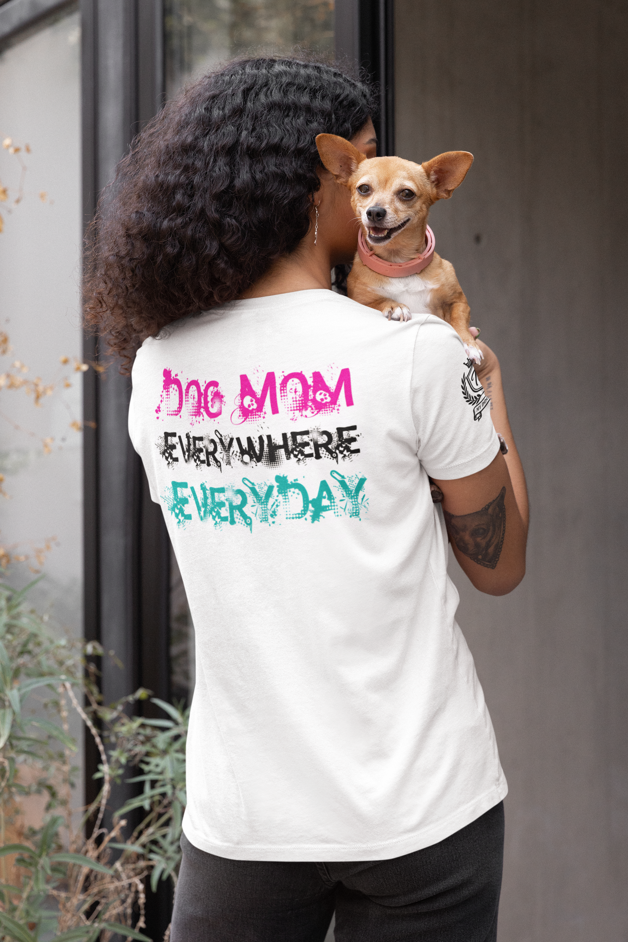 Basic Softstyle T-Shirt "Dog Mom Everyday"