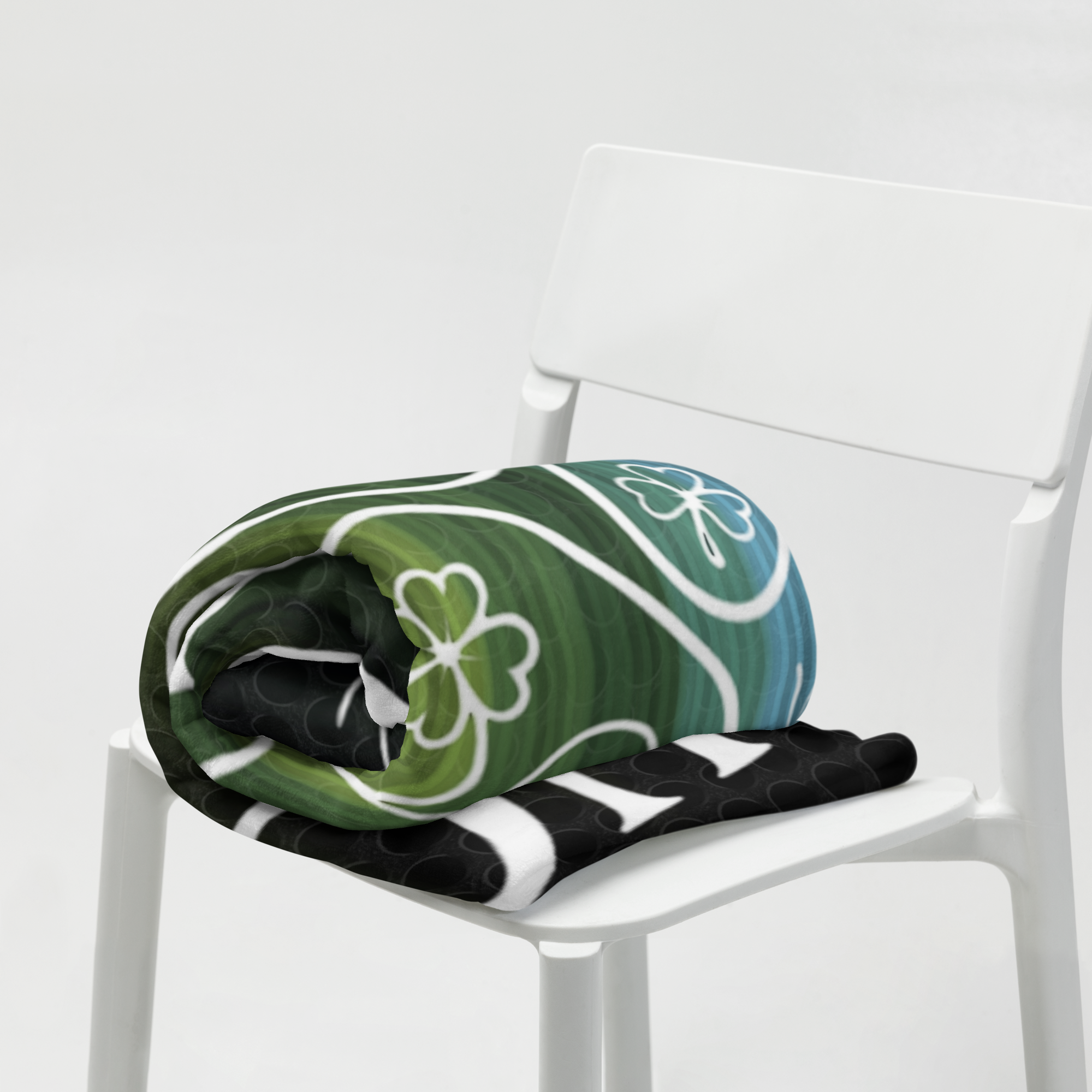 "Lucky Paw" Premium Kuscheldecke